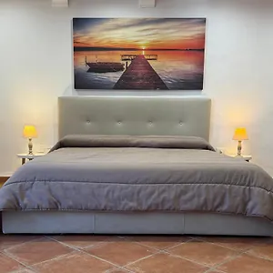 aura-apartment.lecce-hotels.com/